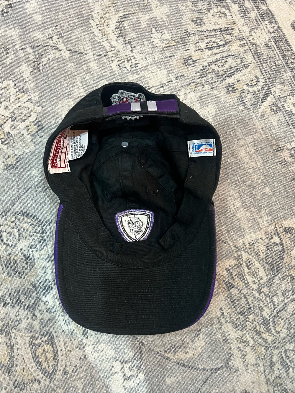 Vintage Toronto Raptors hat - Picture 3 of 5